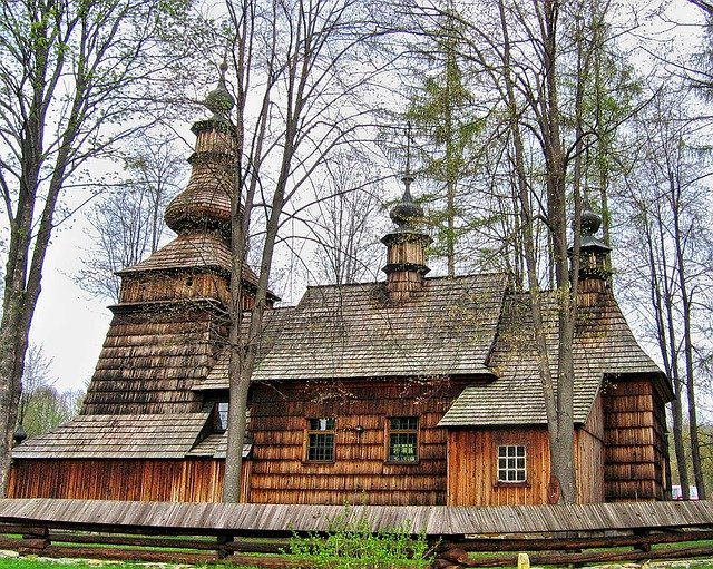 dřevěný kostel